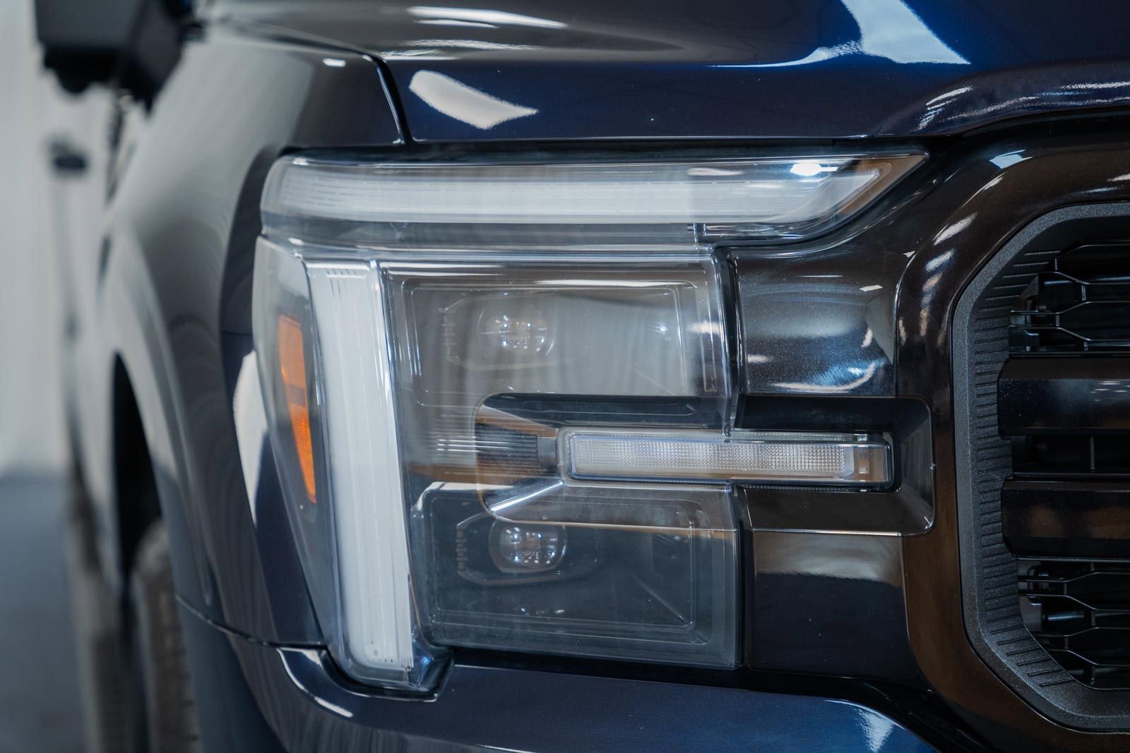 Certified 2024 Ford F150 Lariat w/ Equipment Group 502A High image 14