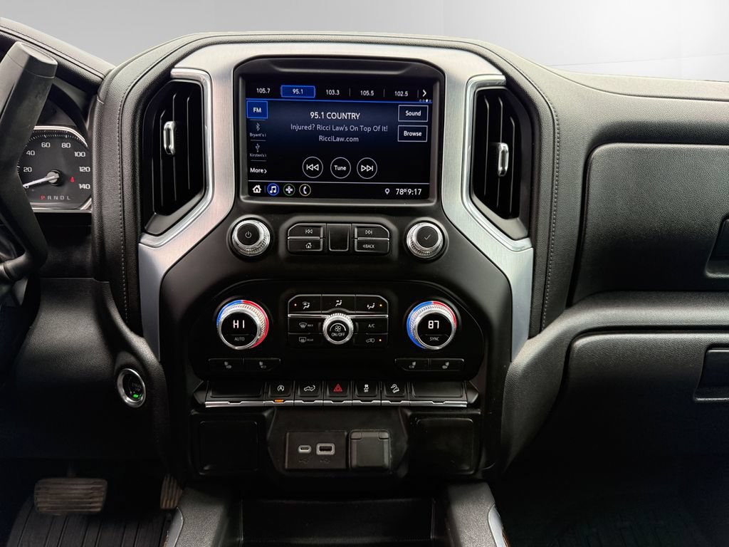 Used 2020 GMC Sierra 1500 Elevation w/ Elevation Value Package AWD/4WD image 11