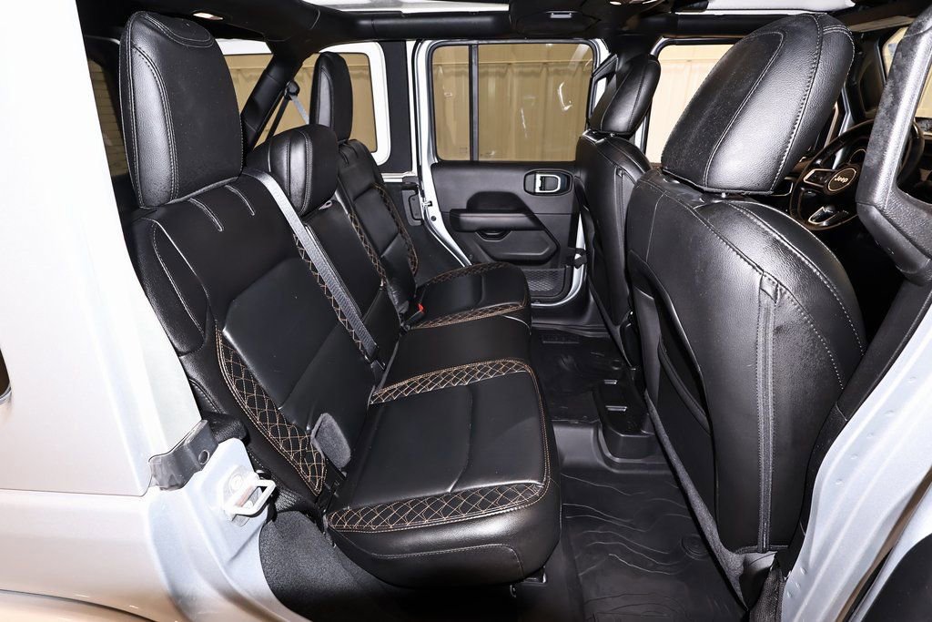 Used 2022 Jeep Wrangler Unlimited Sahara image 21