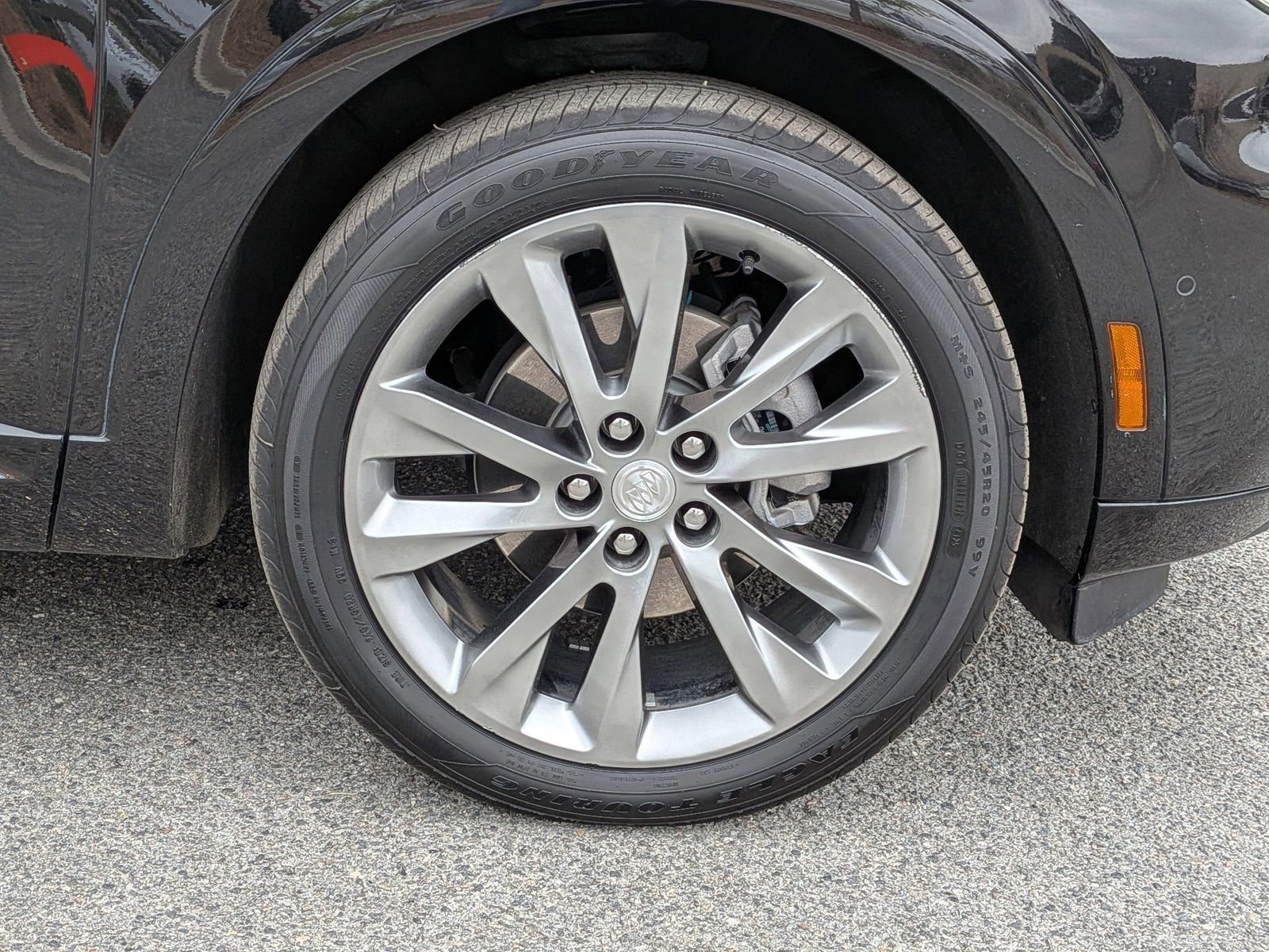 Used 2021 Buick Envision Avenir w/ Technology Package II image 6