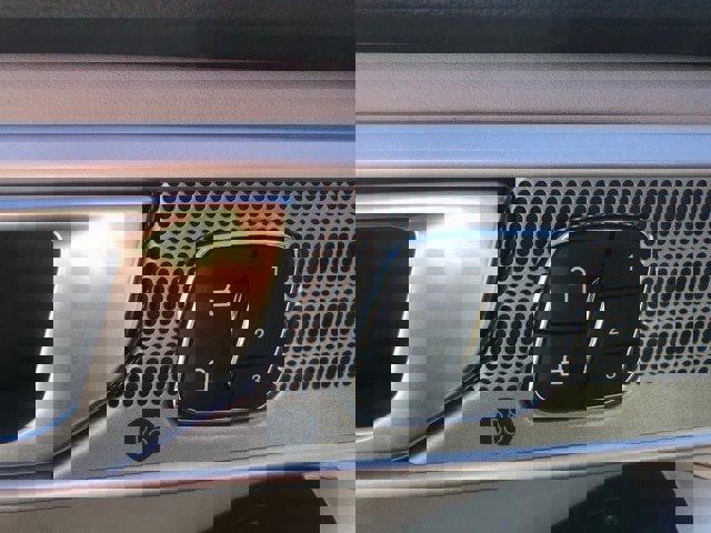 Certified 2021 Ford Explorer Limited w/ Equipment Group 301A image 9