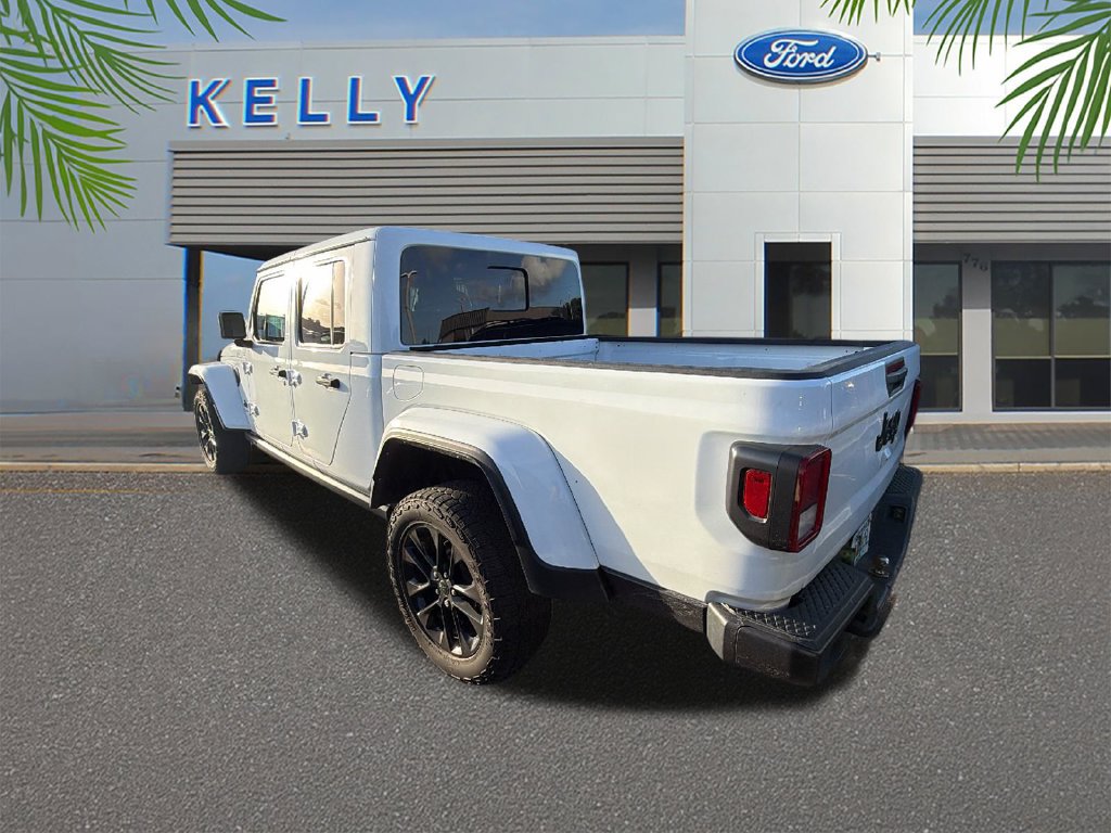 Used 2024 Jeep Gladiator Sport AWD/4WD image 6