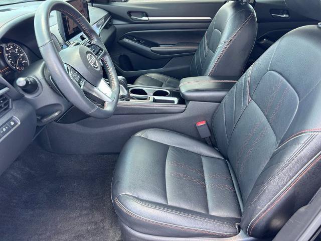 Used 2024 Nissan Altima 2.5 SR w/ SR Premium Package FWD image 14