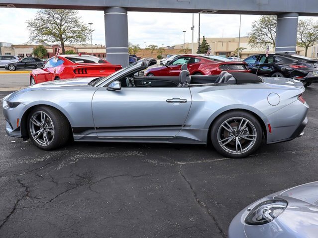 Certified 2025 Ford Mustang Premium w/ Wheel & Stripe Package RWD image 8