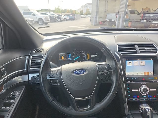 Certified 2018 Ford Explorer Limited w/ Equipment Group 301A AWD/4WD image 9