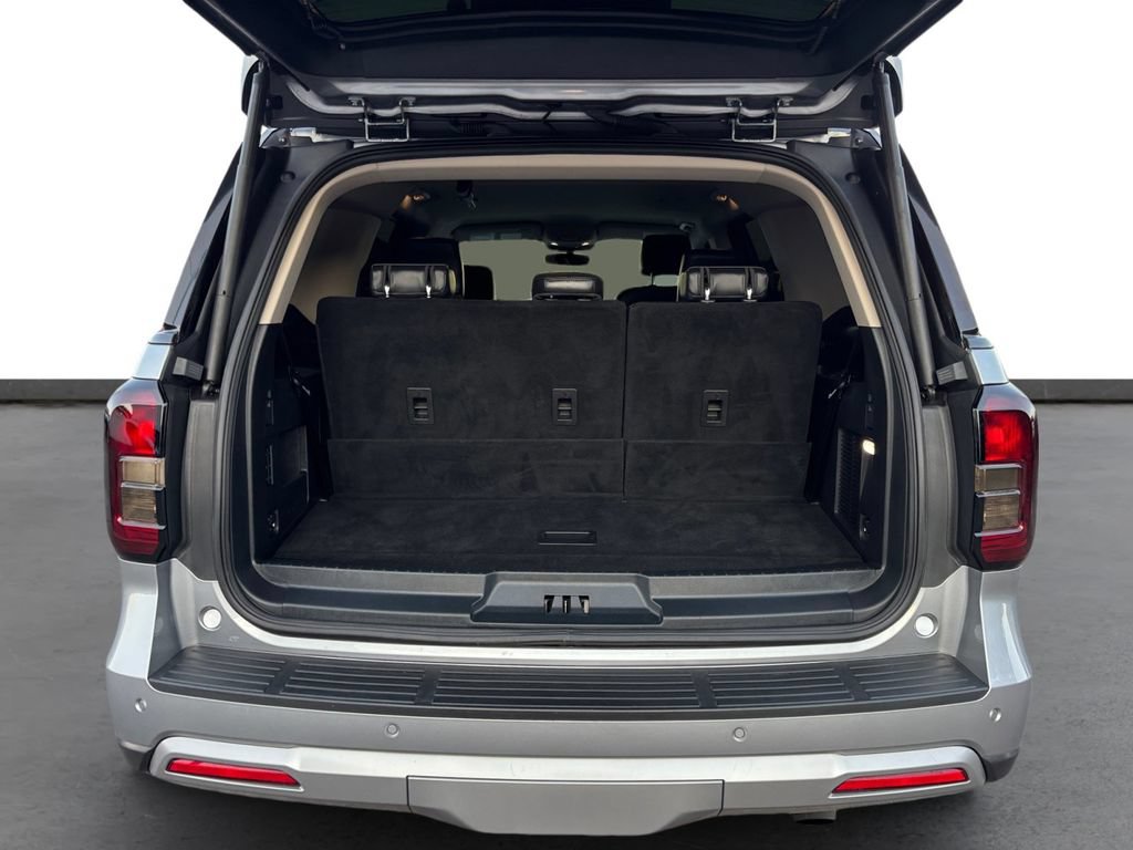 Certified 2024 Ford Expedition XLT RWD image 24