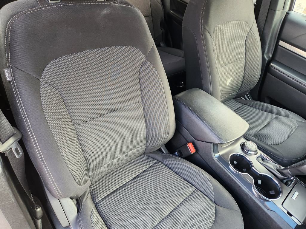 Certified 2018 Ford Explorer XLT image 19