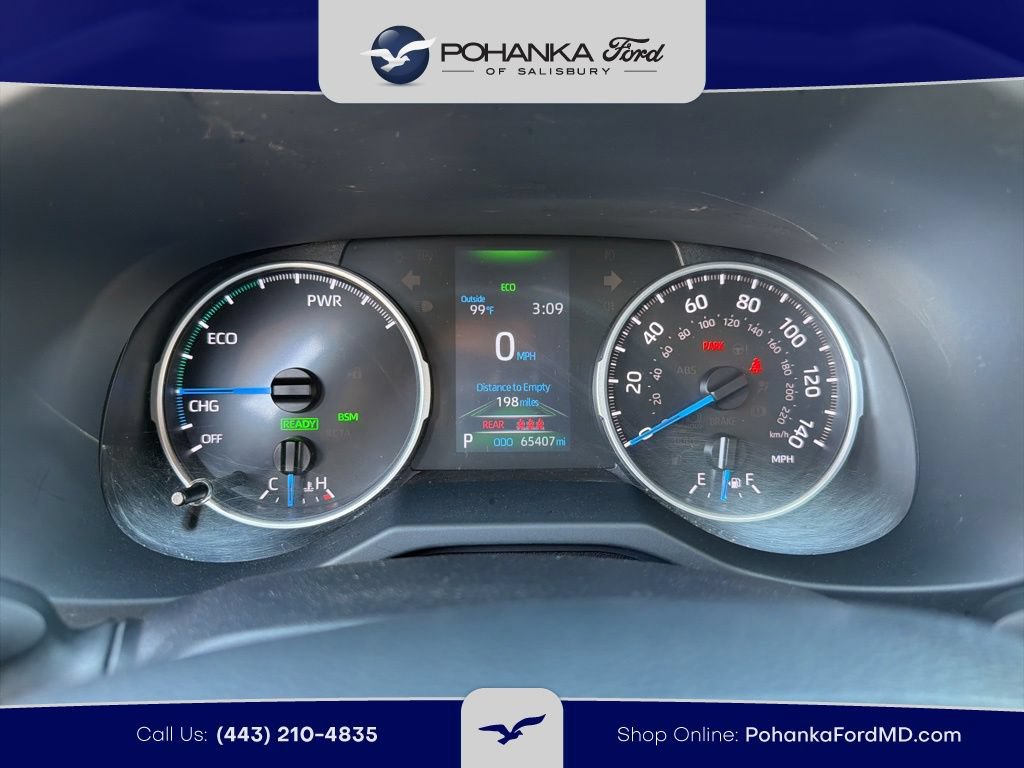 Used 2022 Toyota RAV4 XLE Premium AWD/4WD image 9