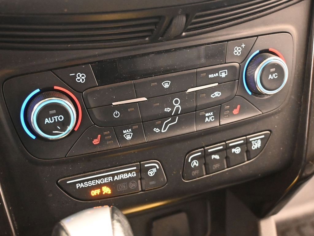 Certified 2017 Ford Escape Titanium w/ Equipment Group 301A image 25