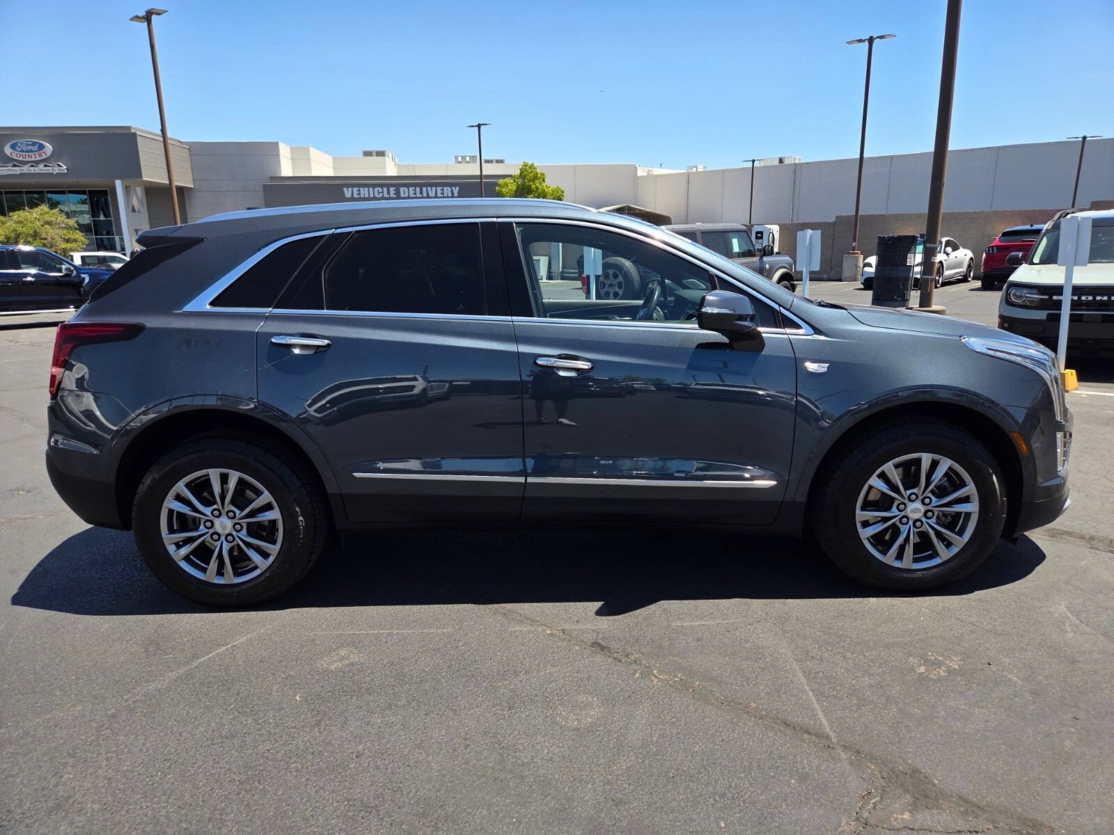 Used 2021 Cadillac XT5 Premium Luxury FWD image 7
