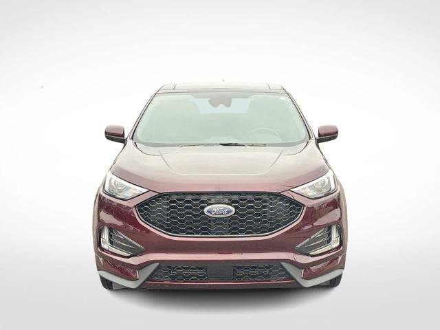 Certified 2024 Ford Edge ST-Line AWD/4WD image 3