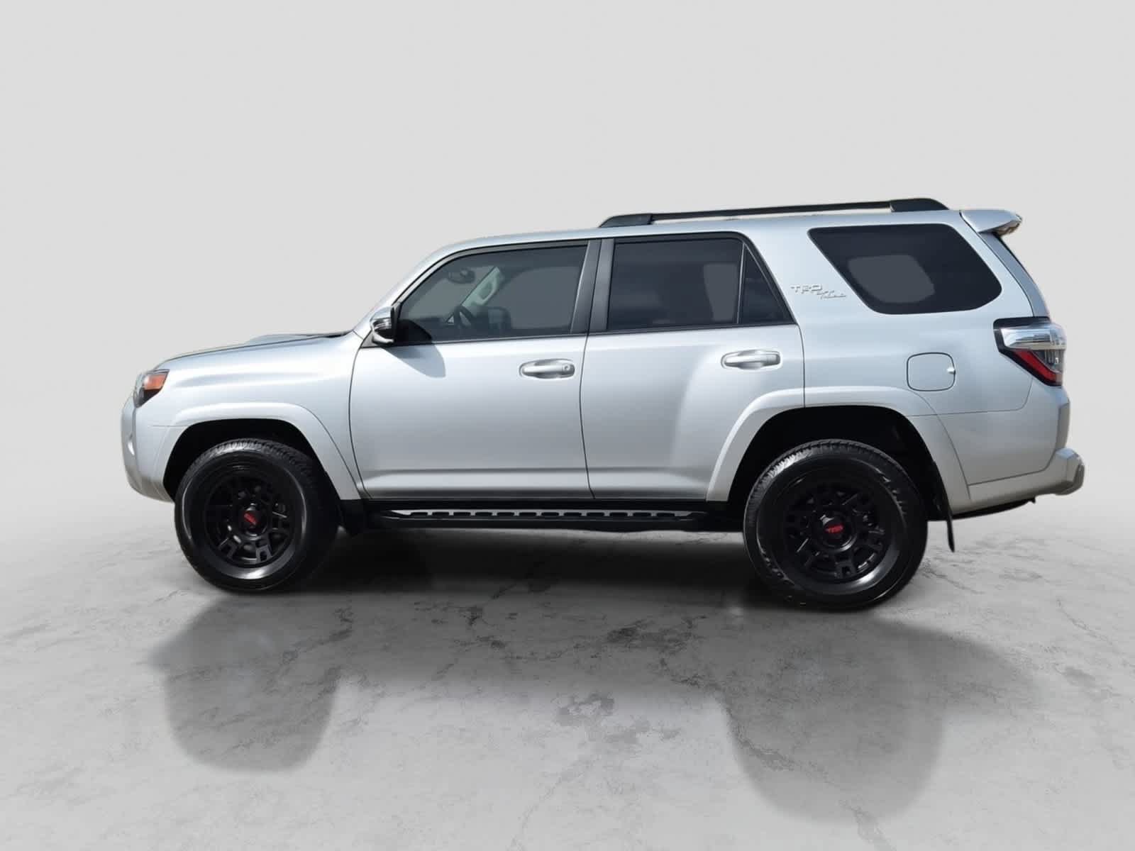 Used 2024 Toyota 4Runner TRD Off-Road Premium w/ Moonroof Package AWD/4WD image 5
