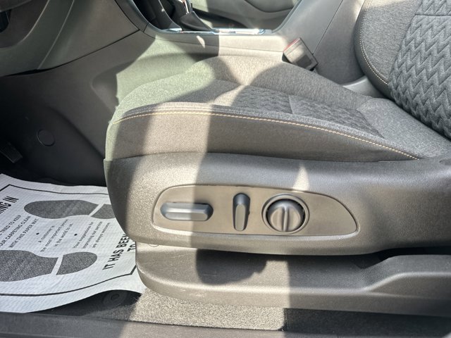 Used 2024 Chevrolet Equinox LT image 9