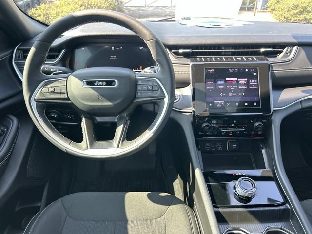 Used 2026 Jeep Grand Cherokee L 4WD image 14