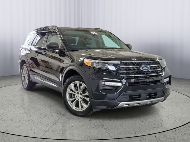 Certified 2023 Ford Explorer XLT w/ Equipment Group 202A