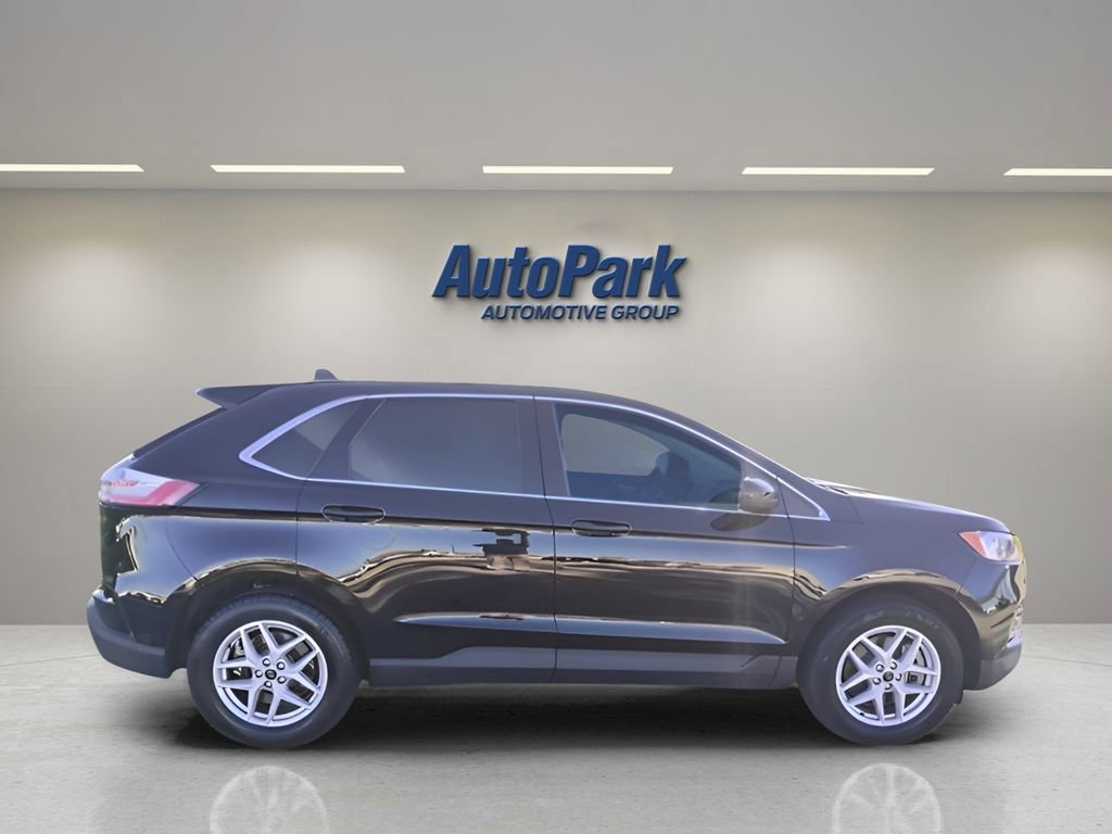 Certified 2024 Ford Edge SEL image 6