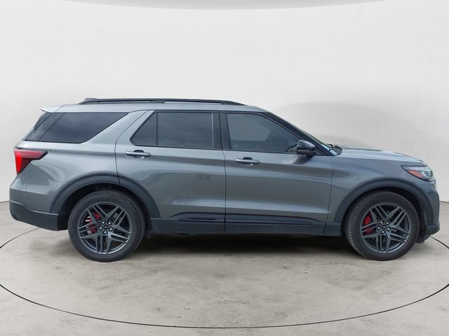 Certified 2025 Ford Explorer ST AWD/4WD image 6