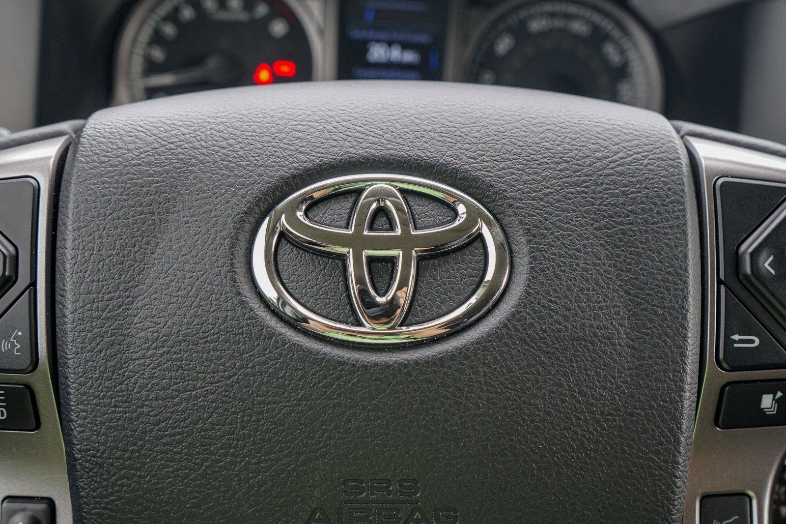 Used 2023 Toyota Tacoma SR5 RWD image 15