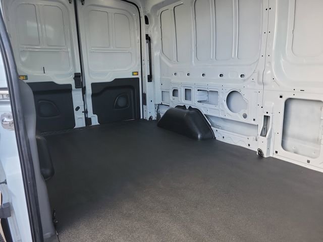 Certified 2023 Ford Transit 350 Medium Roof image 24