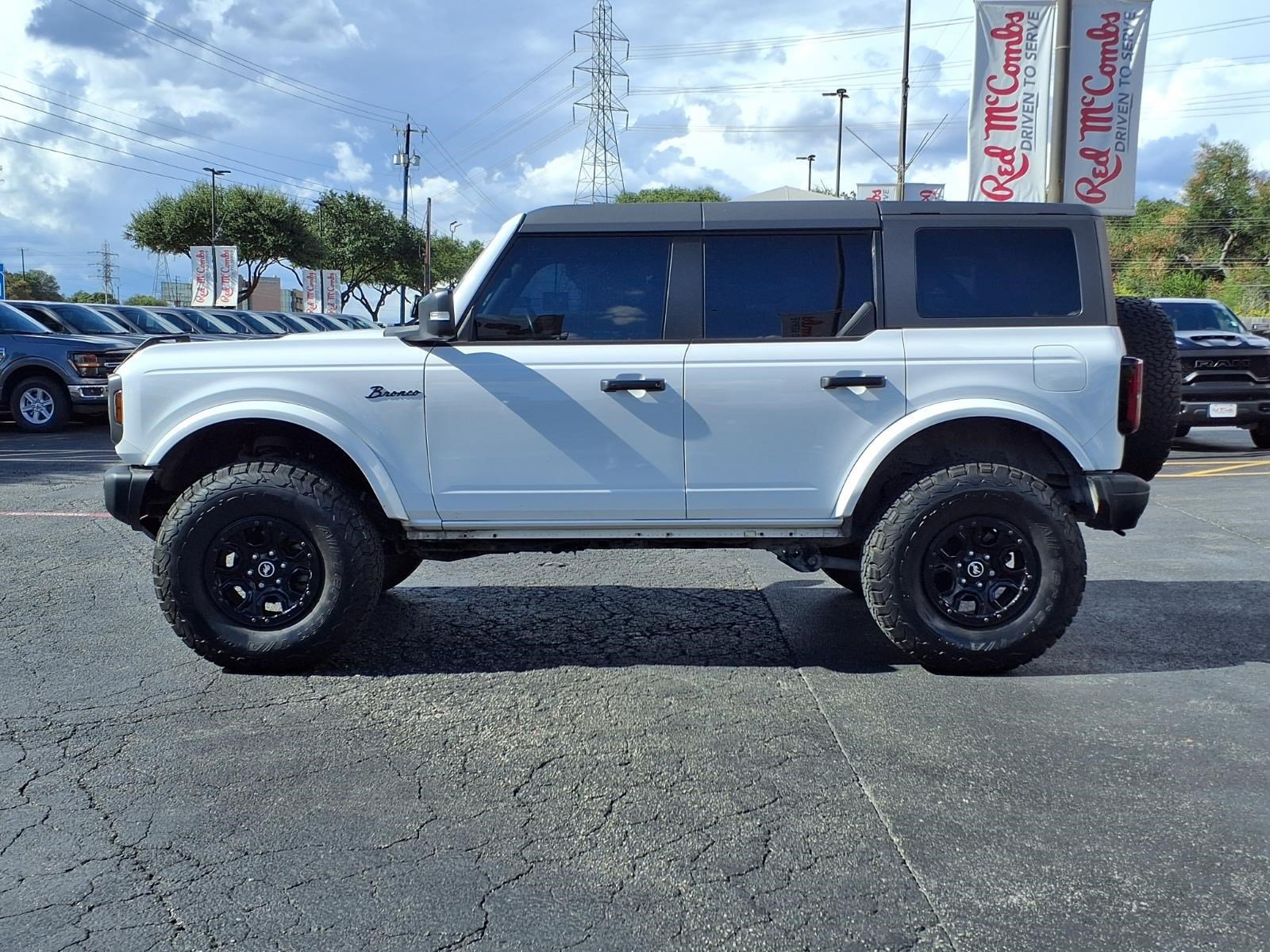 Certified 2023 Ford Bronco Badlands AWD/4WD image 9