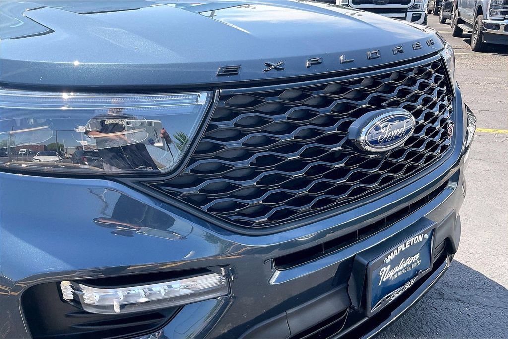 Certified 2024 Ford Explorer ST w/ Equipment Group 401A AWD/4WD image 31