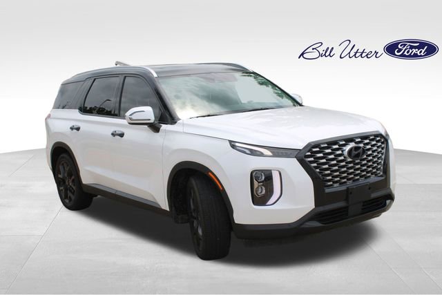 Used 2022 Hyundai Palisade SEL w/ Premium Package FWD image 3