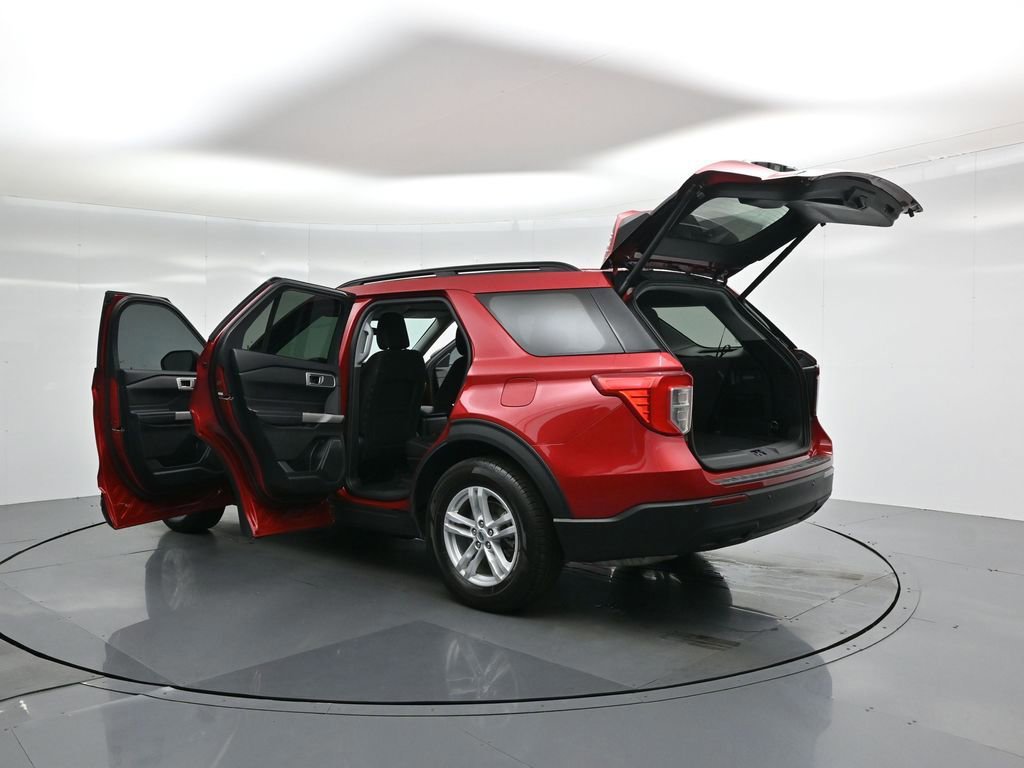 Certified 2024 Ford Explorer XLT image 58