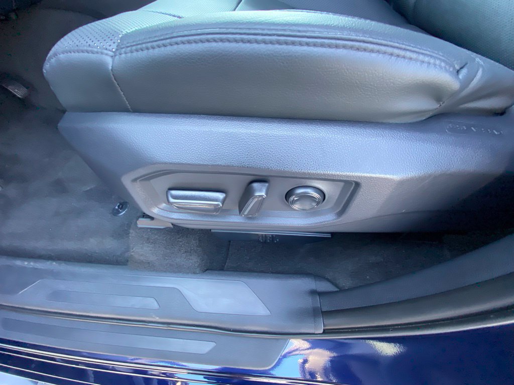 Used 2024 Toyota Tundra Limited AWD/4WD image 10
