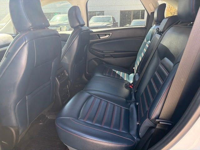 Certified 2022 Ford Edge SEL w/ Sport Appearance Package AWD/4WD image 14