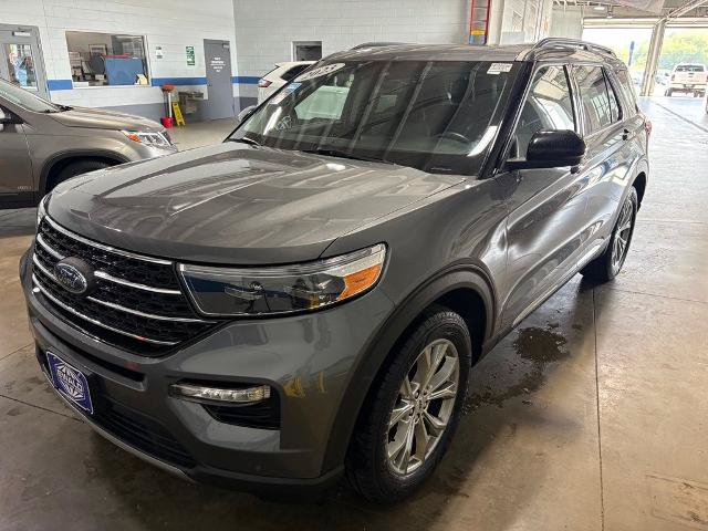 Certified 2023 Ford Explorer XLT AWD/4WD image 4