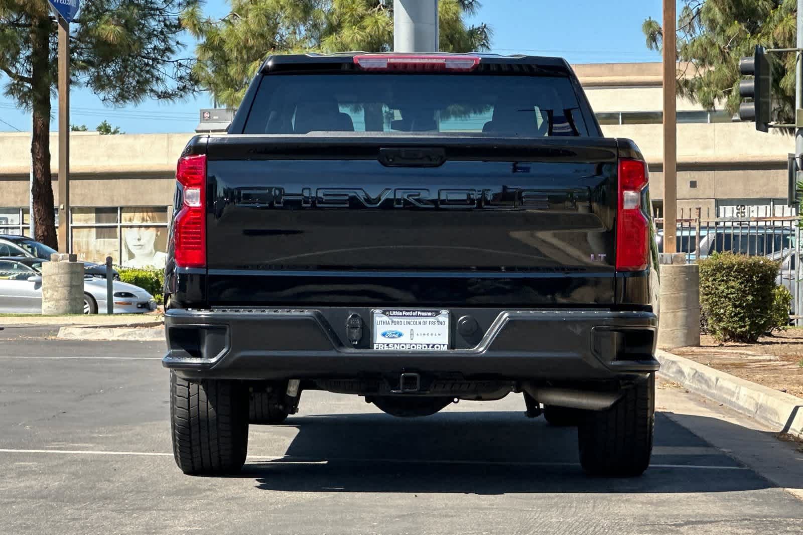 Used 2023 Chevrolet Silverado 1500 LT image 4