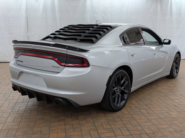 Used 2023 Dodge Charger SXT w/ Plus Group RWD image 7