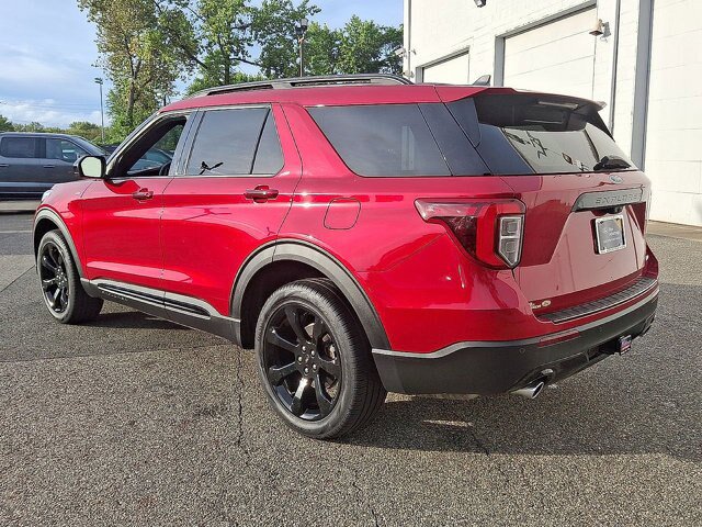Certified 2023 Ford Explorer ST-Line w/ Class IV Trailer Tow Package AWD/4WD image 6