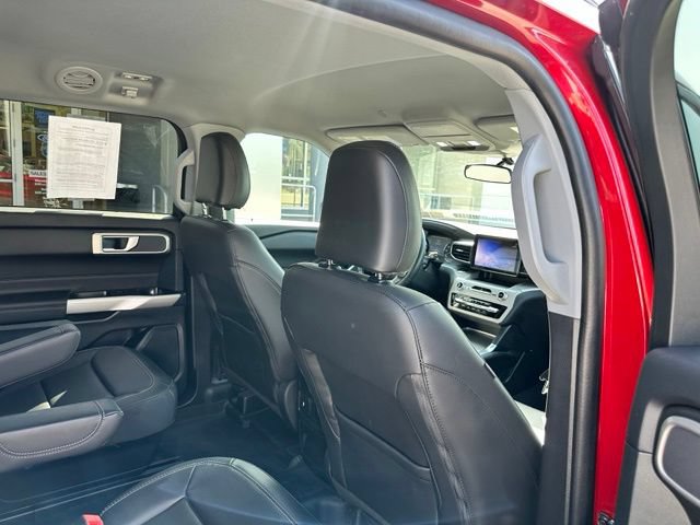 Certified 2023 Ford Explorer XLT w/ Equipment Group 202A AWD/4WD image 52
