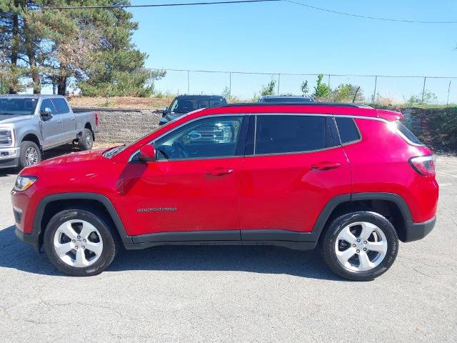Used 2018 Jeep Compass Latitude w/ Popular Equipment Group AWD/4WD image 5