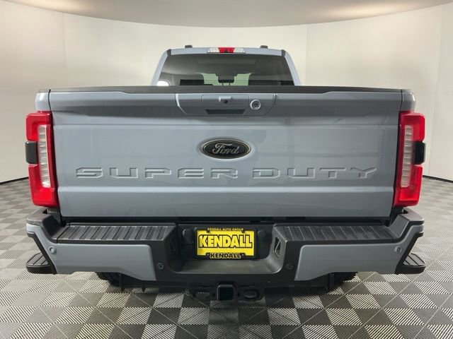 Certified 2025 Ford F350 Lariat w/ Black Appearance Package image 3