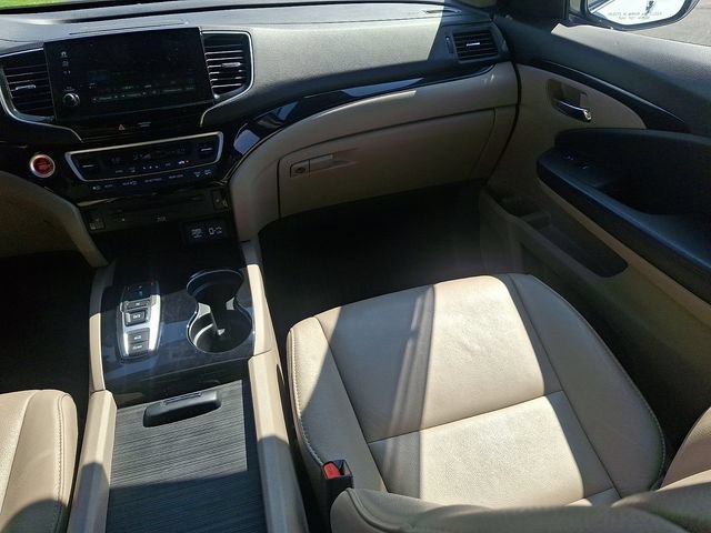 Used 2021 Honda Pilot Touring image 19
