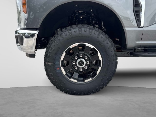 Certified 2026 Ford F250 XLT w/ Tremor Off-Road Package AWD/4WD image 11