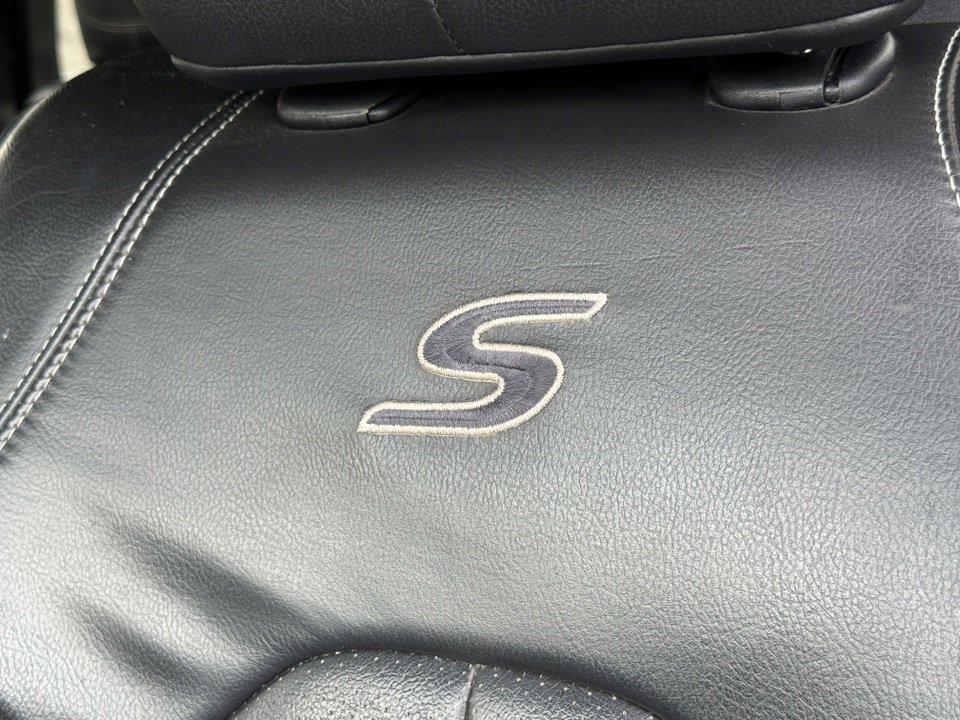 Used 2020 Chrysler Pacifica Touring-L Plus image 23