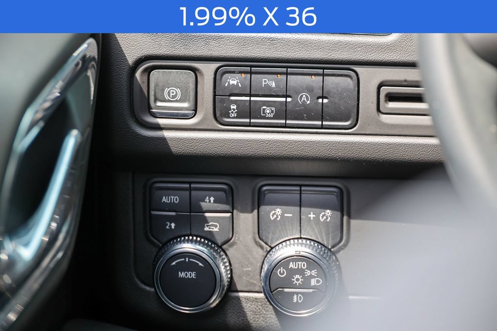 Used 2024 GMC Yukon SLT w/ SLT Luxury Package AWD/4WD image 44