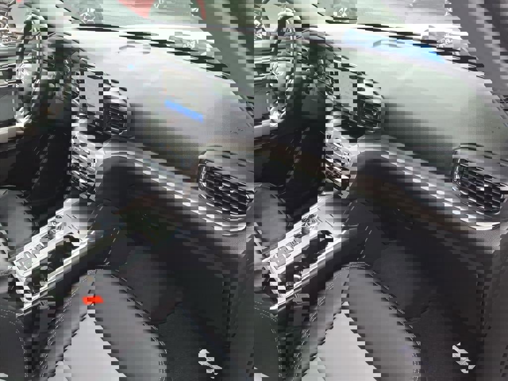 Certified 2023 Ford Explorer XLT w/ Equipment Group 202A image 10