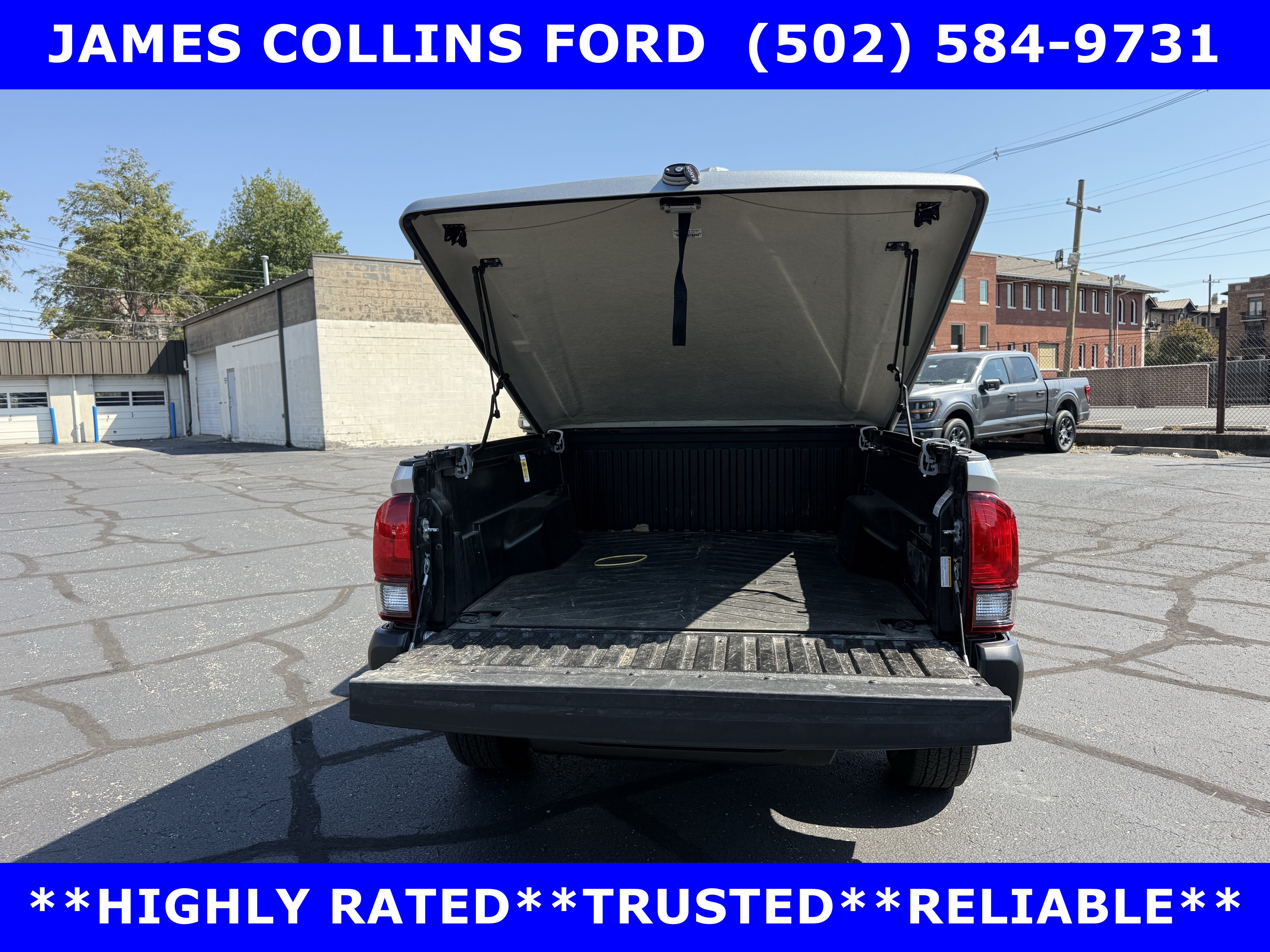 Used 2022 Toyota Tacoma SR RWD image 12