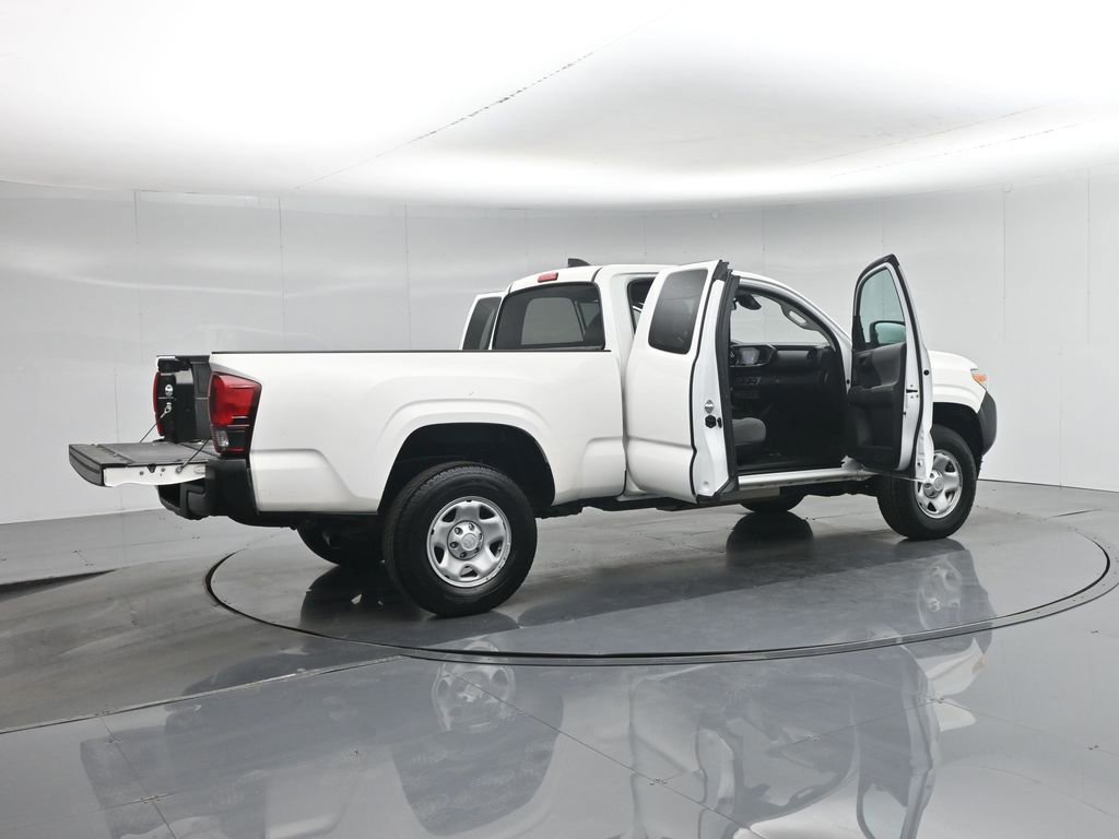 Used 2021 Toyota Tacoma SR image 11