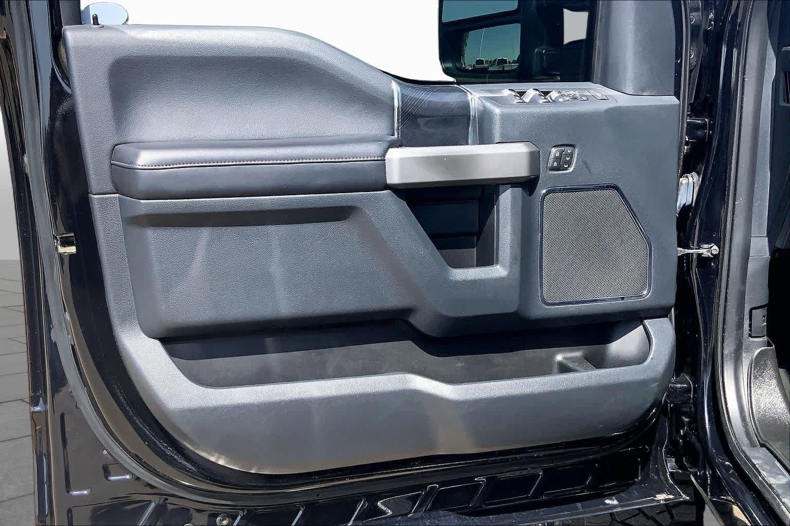 Certified 2022 Ford F250 Platinum AWD/4WD image 22