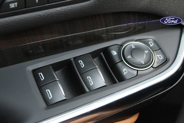 Used 2023 Cadillac XT4 Sport FWD image 23