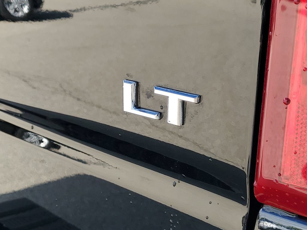 Used 2024 Chevrolet Silverado 1500 LT AWD/4WD image 6