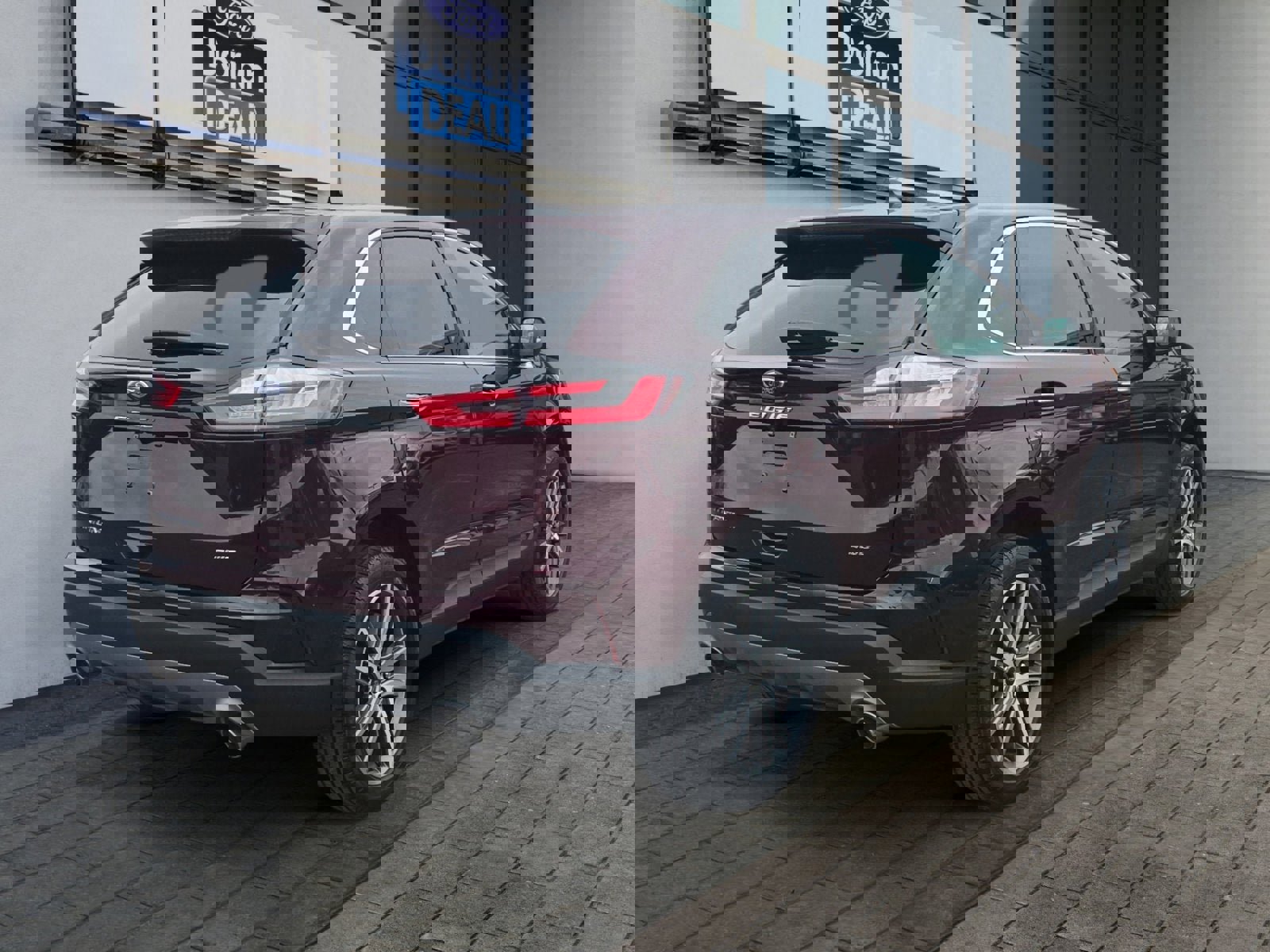 Certified 2024 Ford Edge Titanium w/ Equipment Group 301A image 5