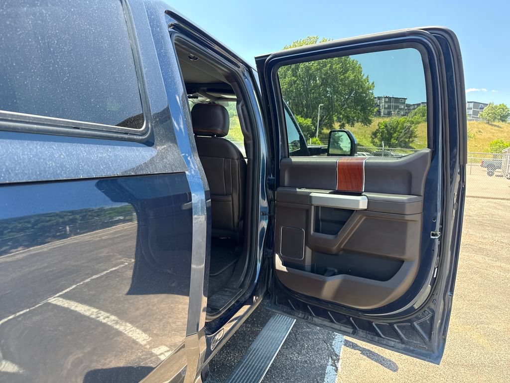 Certified 2017 Ford F250 King Ranch w/ King Ranch Ultimate Package AWD/4WD image 23