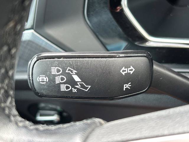 Used 2024 Volkswagen Jetta SE FWD image 30