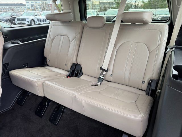 Certified 2022 Ford Expedition Max Limited image 17